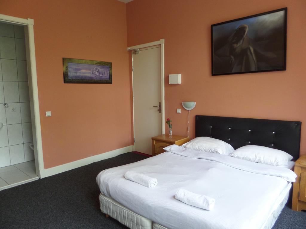 Royal Hotel Rotterdam Room photo